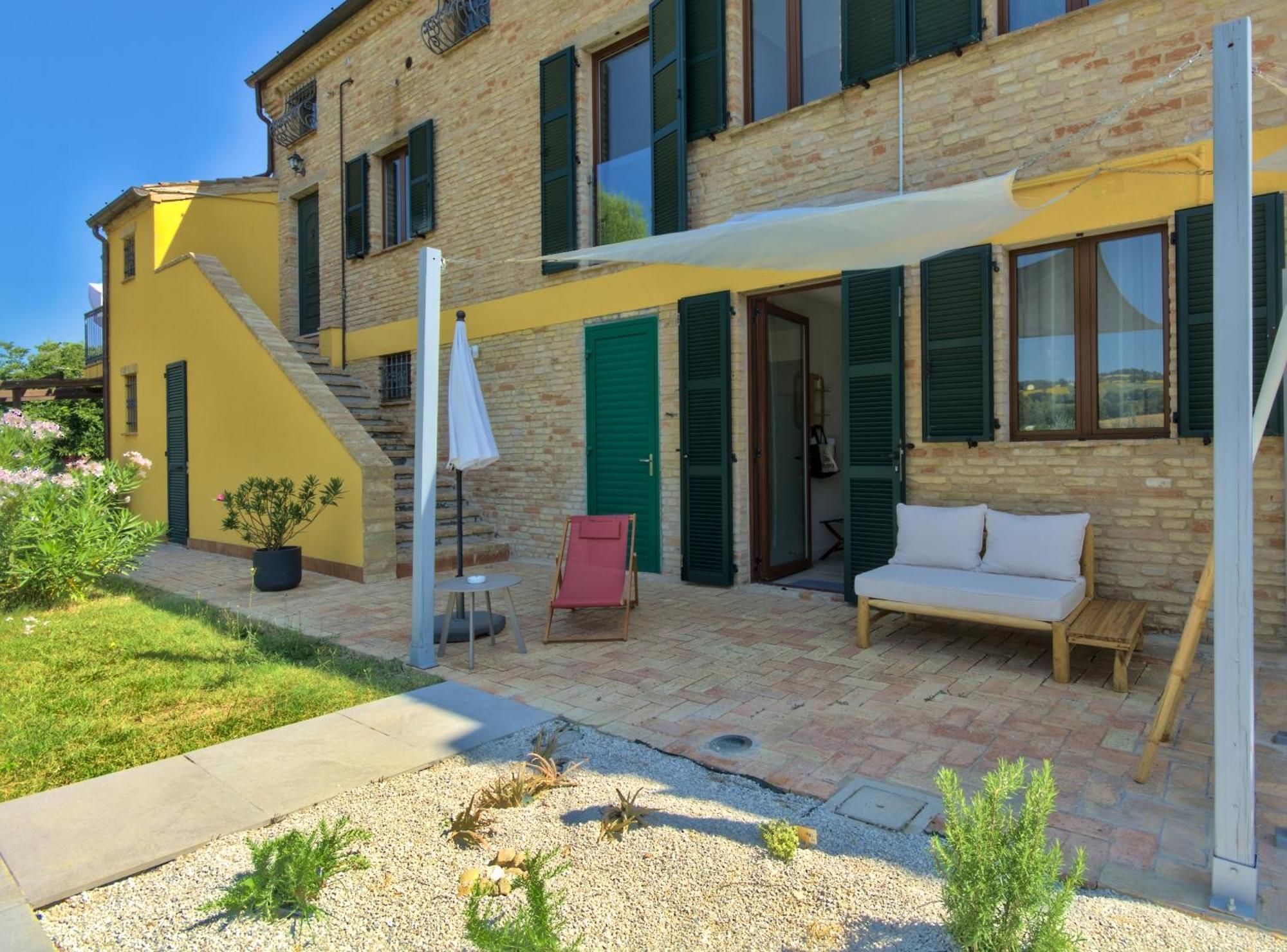 Morrovalle Villa Morro Suites الغرفة الصورة
